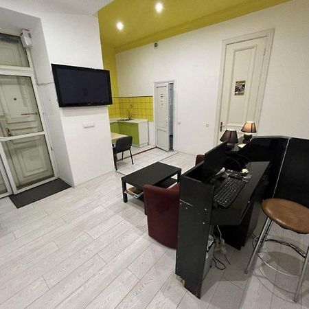 Friends Hostel Киев Экстерьер фото