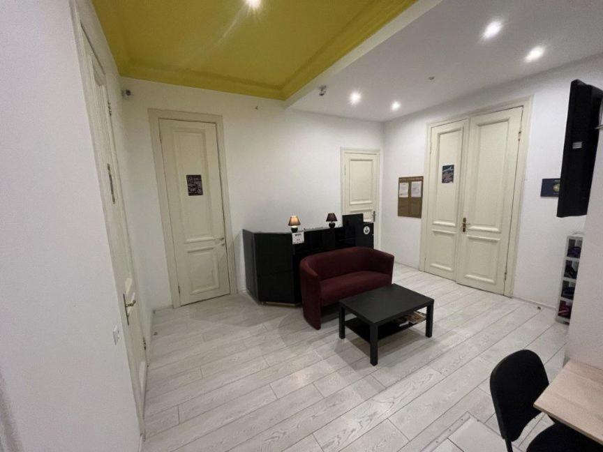 Friends Hostel Киев Экстерьер фото